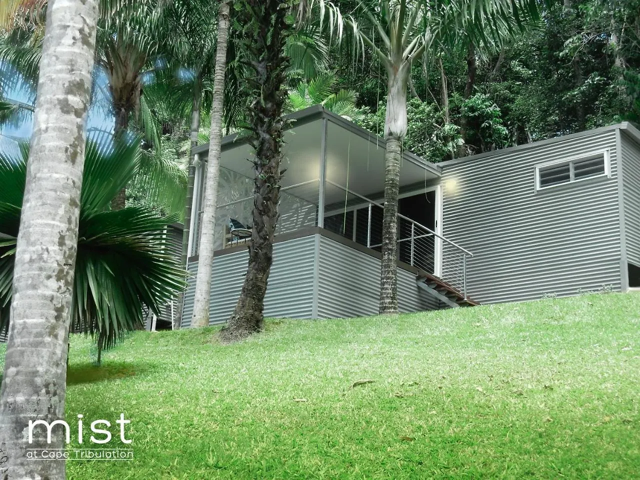 Mist At Cape Tribulation Villa Lodge